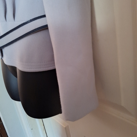 La-rigi two-piece skirt suit size 44 - Picture 4 of 13